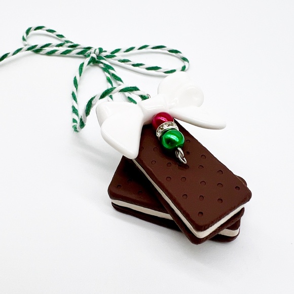 Handmade Ice Cream Sandwich Ornament – Polymer Clay Christmas Tree Decoration - Picture 3 of 10
